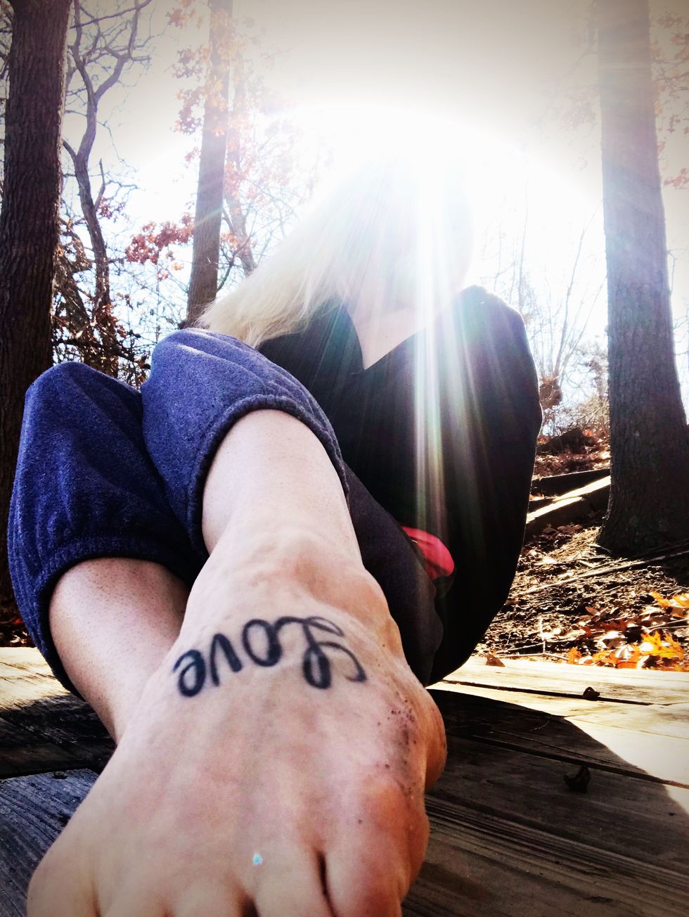 7 Reasons To Go Outside Barefoot