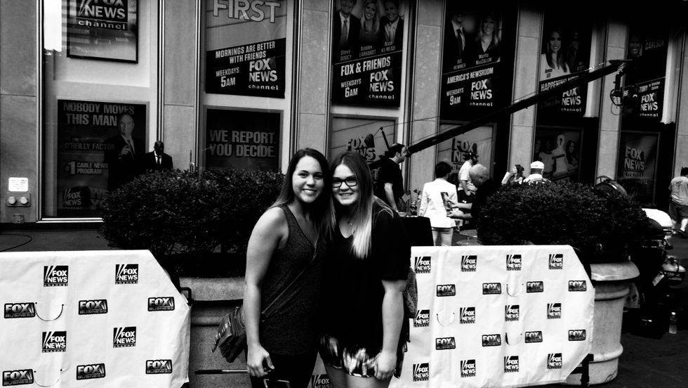 Yes, Your Sibling Should Be Your Best Friend, And If They're Not, Change It