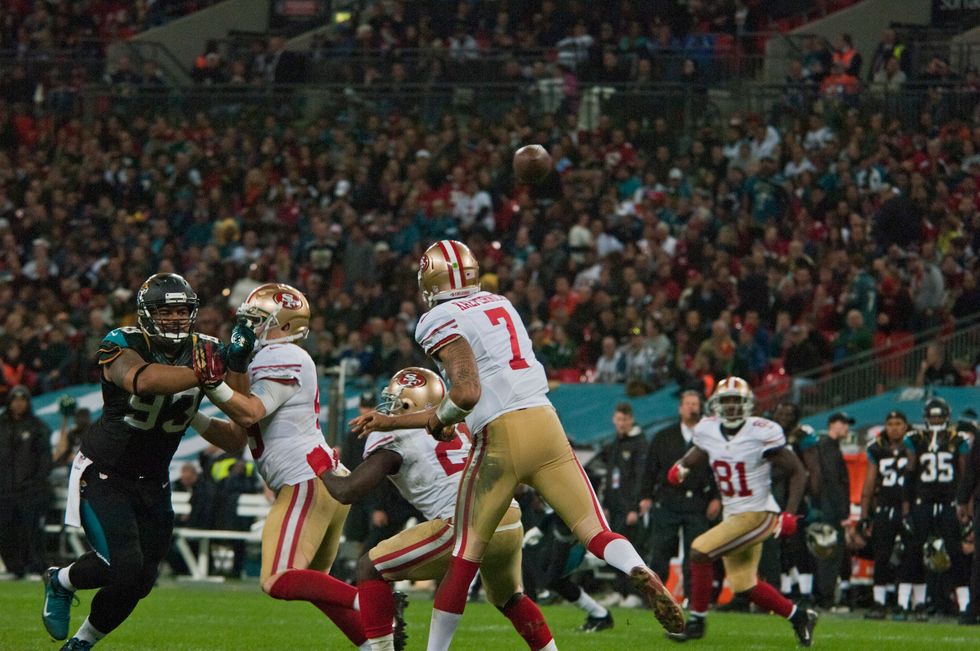 Colin Kaepernick Should Be Signed Before Johnny Manziel