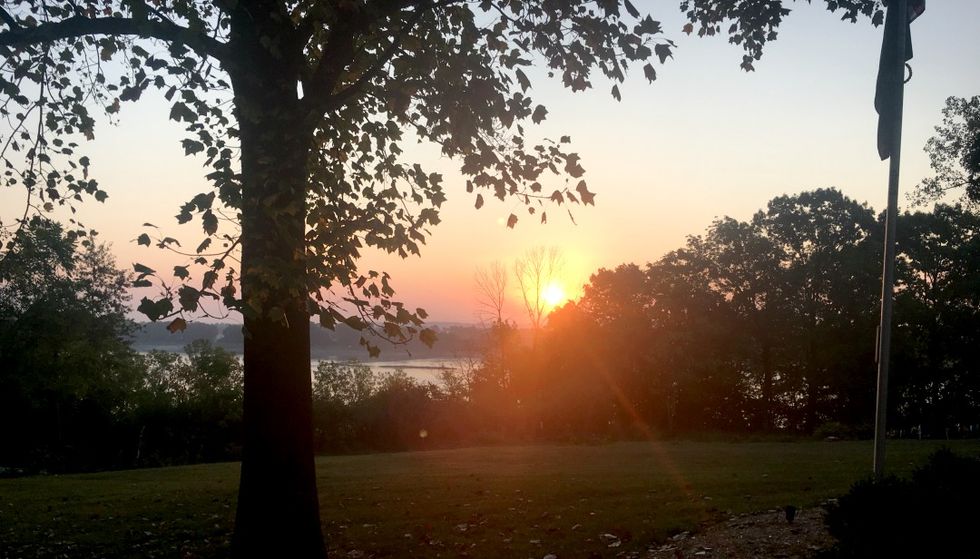 Yes, I Spent 40 Days Avoiding Social Media, And I Realized Life Doesn't Happen On A Screen