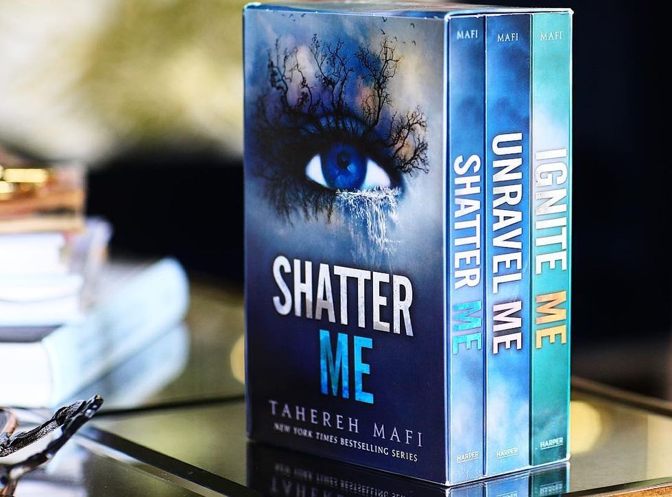 5 Lessons From The 'Shatter Me' Series That Prove The Importance Of Fictional Characters