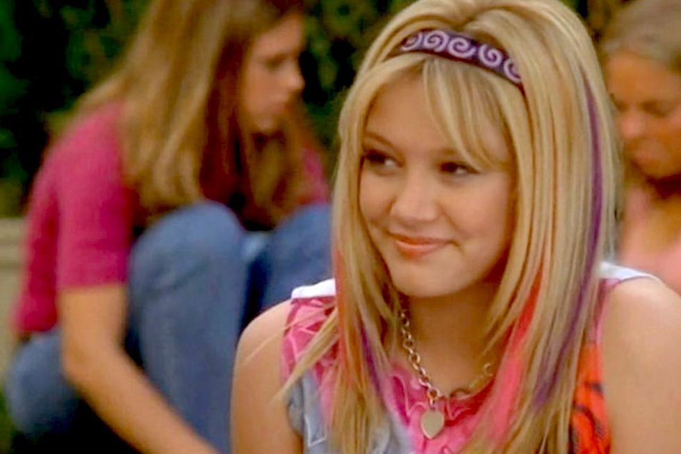 11 Style Trends From The 90s And Early 2000s That Should Stay There, Hint Hint