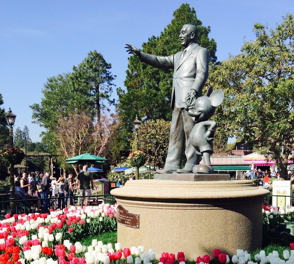 For Those Who Feel Lost, Maybe These Life Lessons From Disneyland Will Help