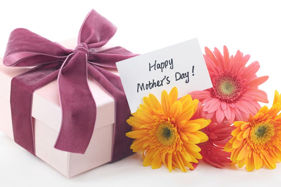 Last Minute Surprises For The Stylish Moms On Mother's Day
