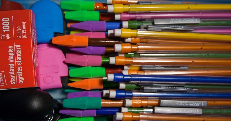 Your Sniffling And These 6 Other Ways Are Distracting My Learning In Class