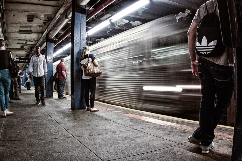 7 Thoughts Every Commuter Has Daily