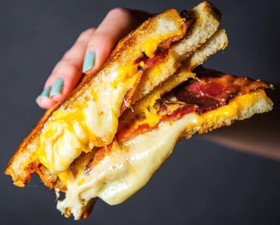 5 Grilled Cheese Recipes You Need To Have A Happy National Grilled Cheese Month