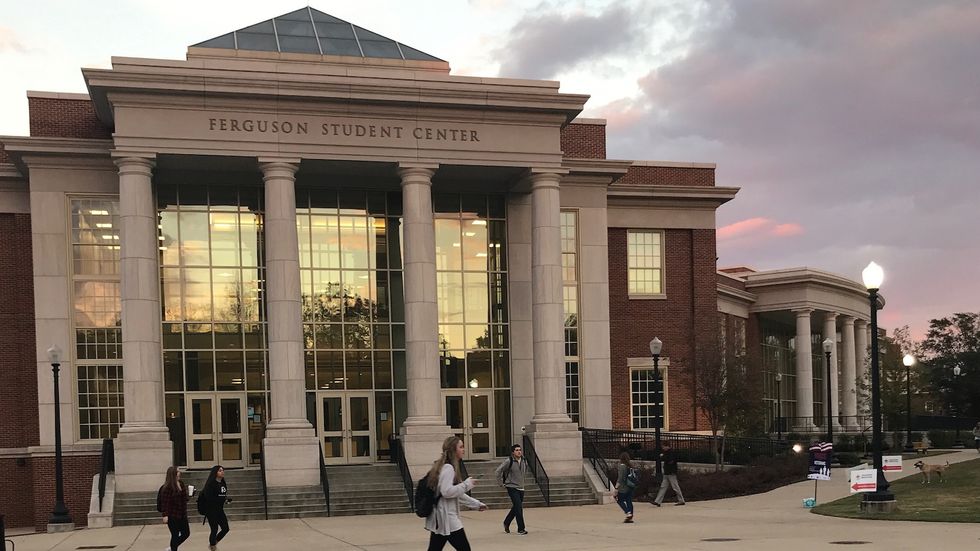 12 Small Wins That'll Make Any Bama Student's Day Faster Than They Can Say 'Roll Tide'