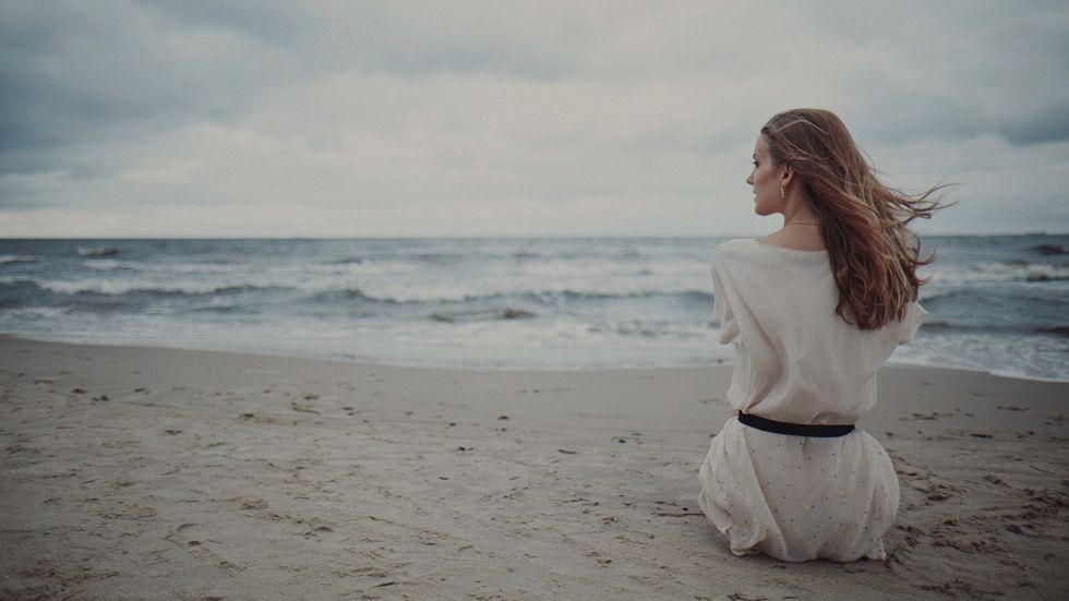 To The College Woman Whose Heartbreak Feels Like The End Of The World, Repeat These 11 Phrases