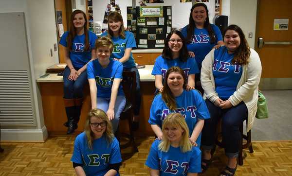 8 Greek Life Stereotypes That Couldn't Be Further From Reality