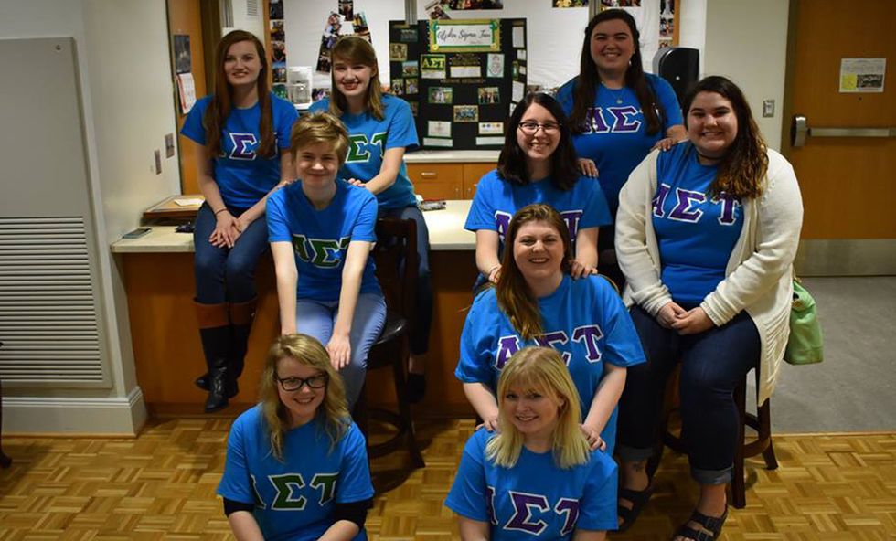 8 Greek Life Stereotypes That Couldn't Be Further From Reality