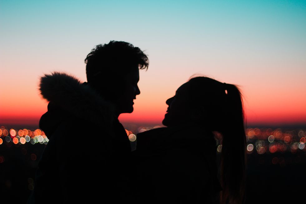 7 Signs That Dude You're Dating Isn't "The One"