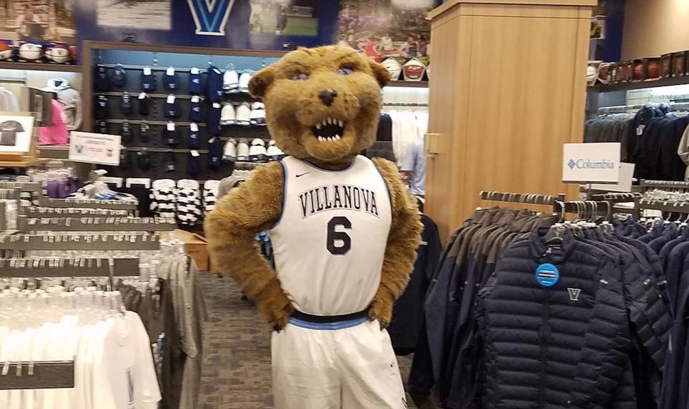 13 College Bookstore Purchases And What They Say About You