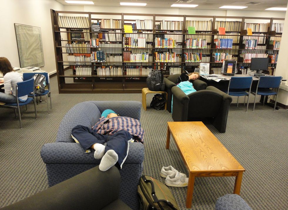 7 Hacks That Will Make Finals Week More Manageable