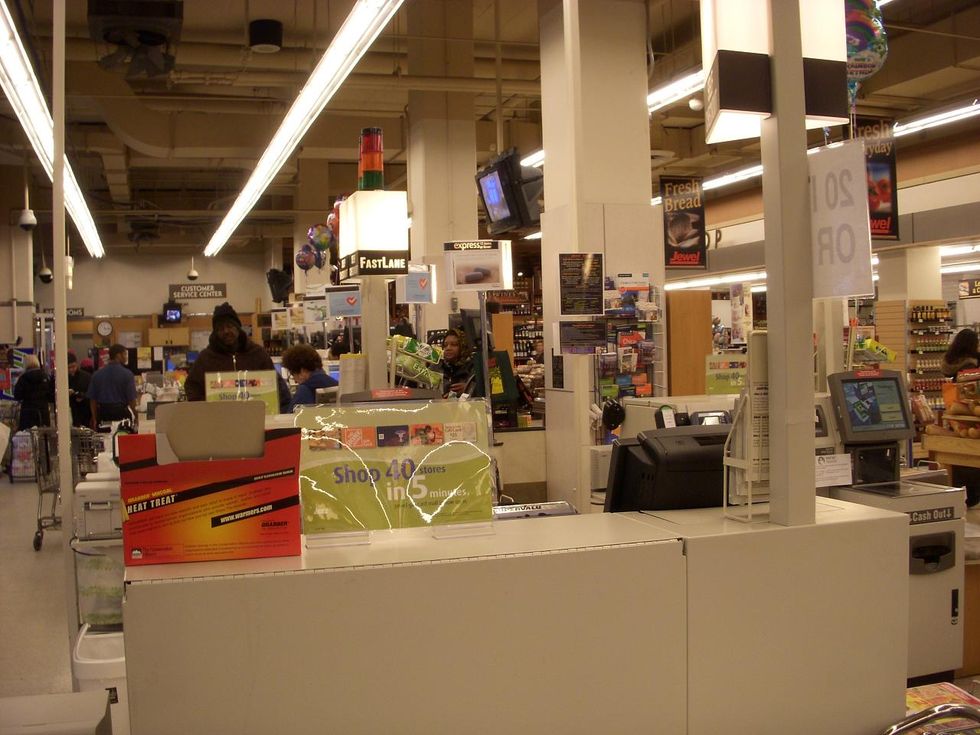 How To Piss Off Your Cashier In 6 Easy Steps