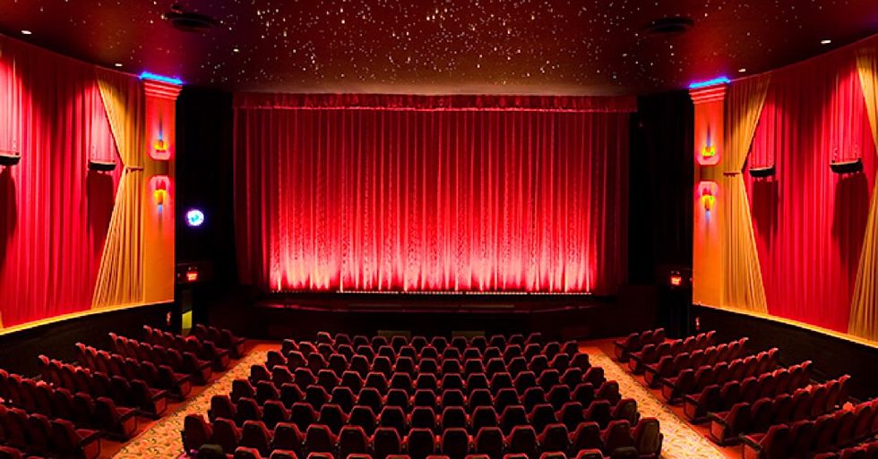 5 Gifts to Get the Theatre Fan in Your Life