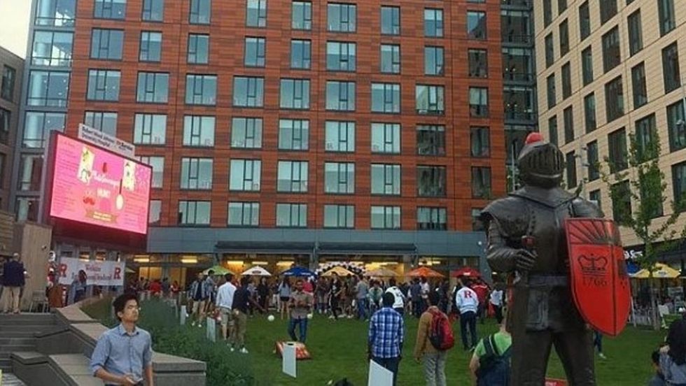 Living Less Than 5 Miles From Campus Has Its Pros And Cons