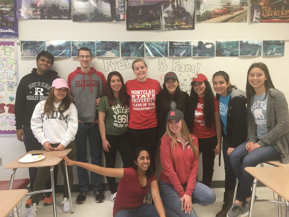 10 Signs You're From the 908