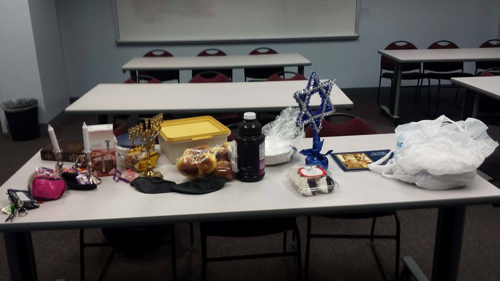 Starting A Club Isn't As Easy As You Think, But It's So Worth It