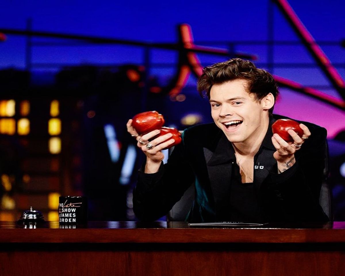 7 Harry Styles Videos To Boost Your Mood During Finals Week