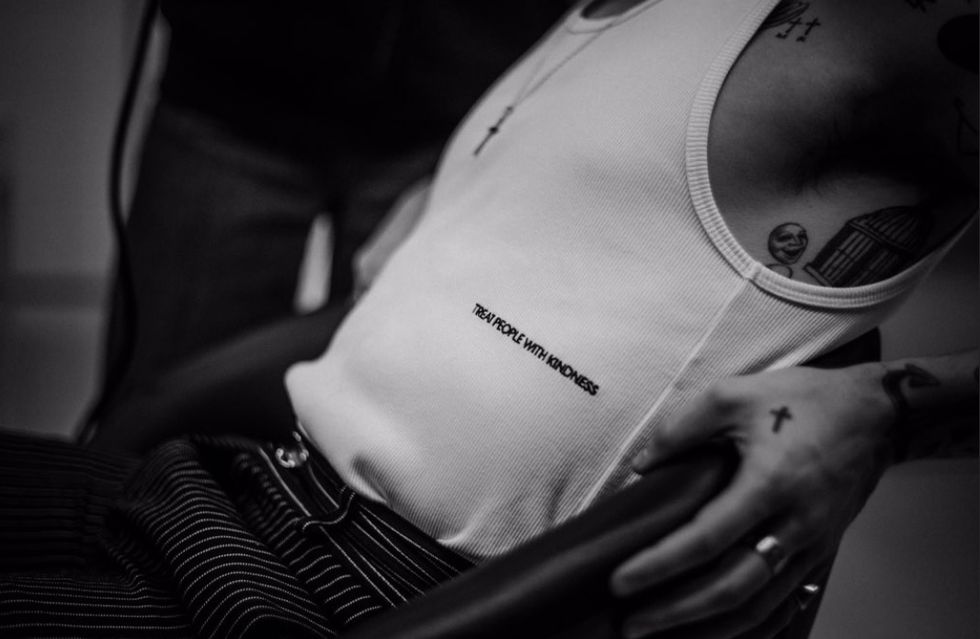 9 Times Harry Styles Proved He Is The Fashion Icon The World Needed