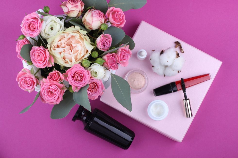 10 Beauty Products For Your Spring Makeup Look