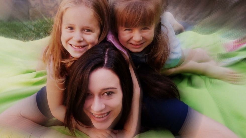 10 Things No One Tells You About Being The Oldest Sibling