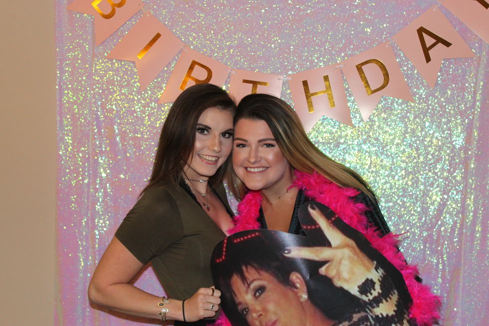 10 TV Friendships That Describe Real Friends