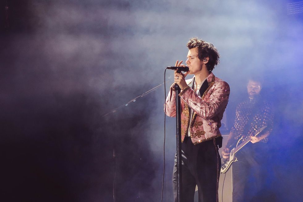 Ranking all 42 of Harry Styles' Love on Tour Outfits!