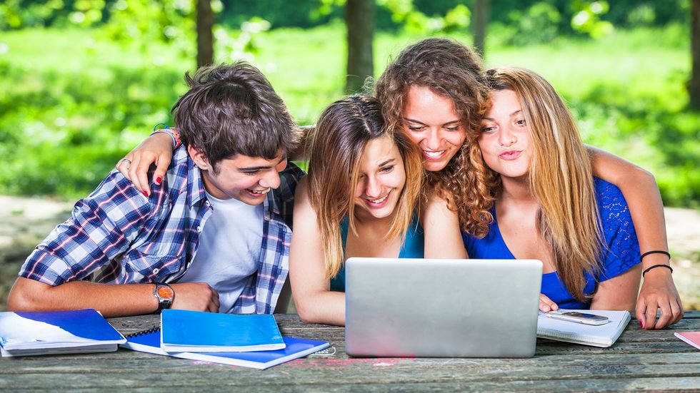9 Ways To De-Stress During Finals Season | The Odyssey Online
