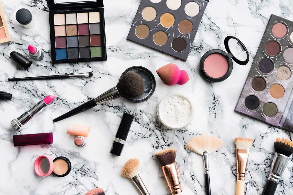 5 Staple Make Up Items To Always Have