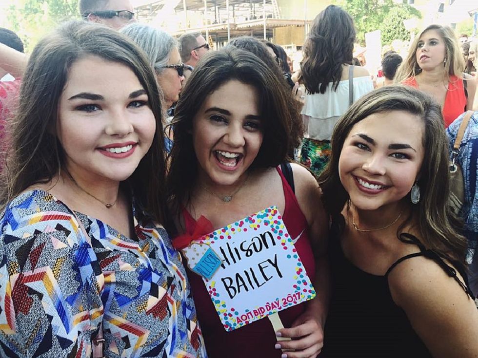 13 Signs Your Best Friend Is A Sorority Sister, To A T