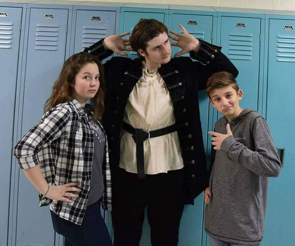 20 Things My Younger Sibling Needs To Know Before I Come Home For Summer