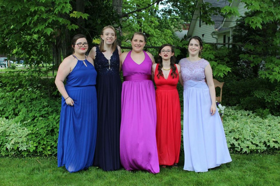 It's Prom Season, Ladies And Gents, Remember These 9 Things Before Putting On The Dress Or Tux