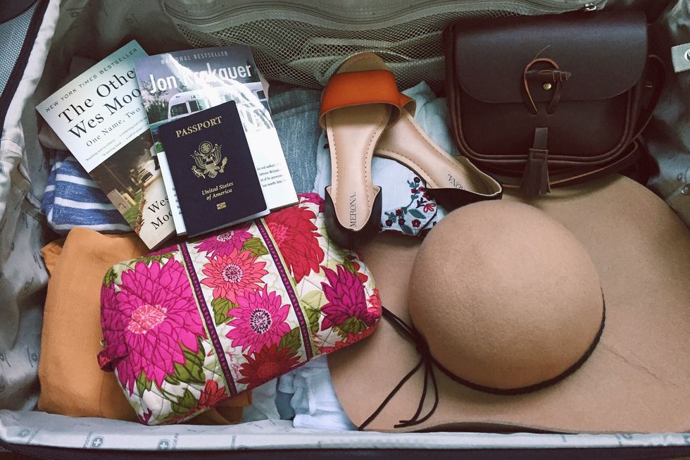 6 Packing Life-Hacks You Need So Your Summer Vacation DOESN'T Start With Stress