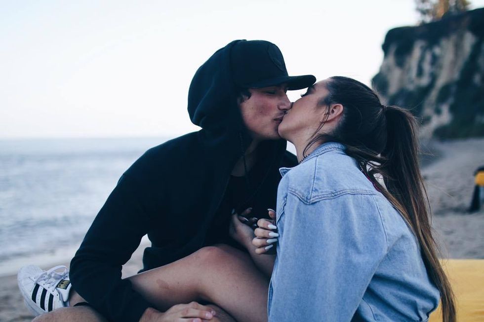 10 Things You Should Know About a Guy Before You Date Him
