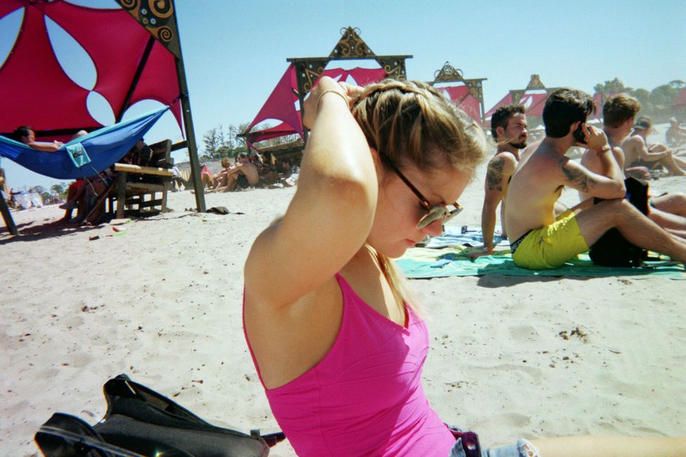 7 Things To Avoid Doing If You Want To Look Like A Local On Your Next Beach Vacation