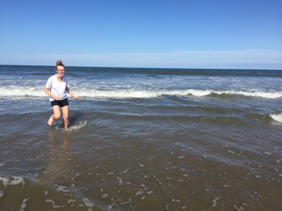 9 Signs You Grew Up In A Beach Town