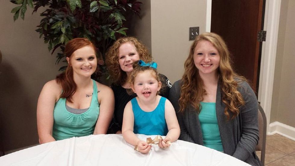 6 Struggles Every Strawberry Blonde Deals With