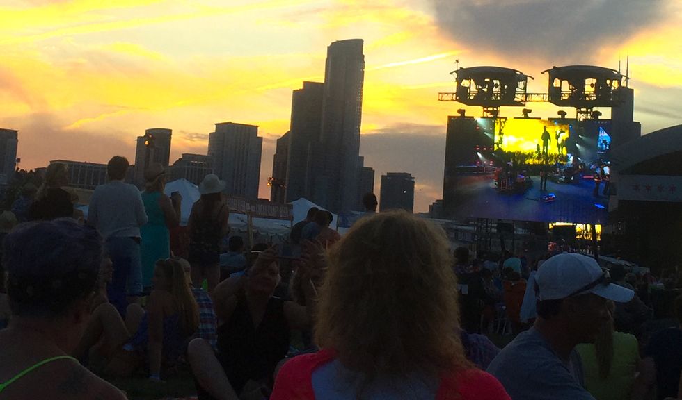 7 Things That Make The Suburbs Not SO Bad For Chicagoans