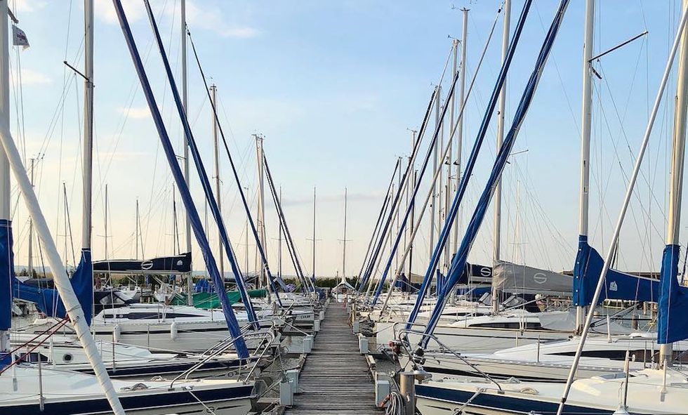 9 Must-Haves For A Summer Boating Trip