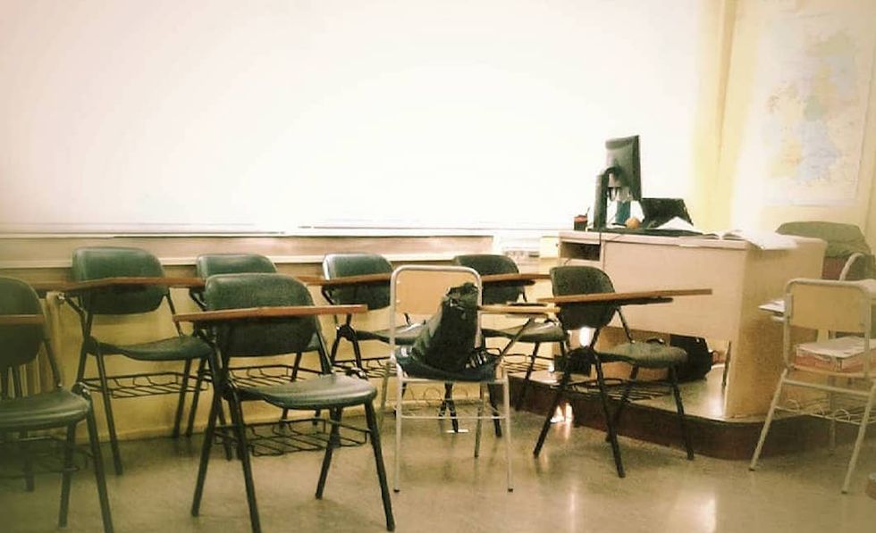 I Am A College Student Who Is Tired Of Taking Classes That Aren't Related To My Major