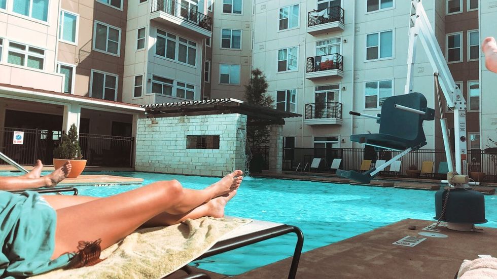 10 De-Stressing Activities For This Summer Because You Deserve It