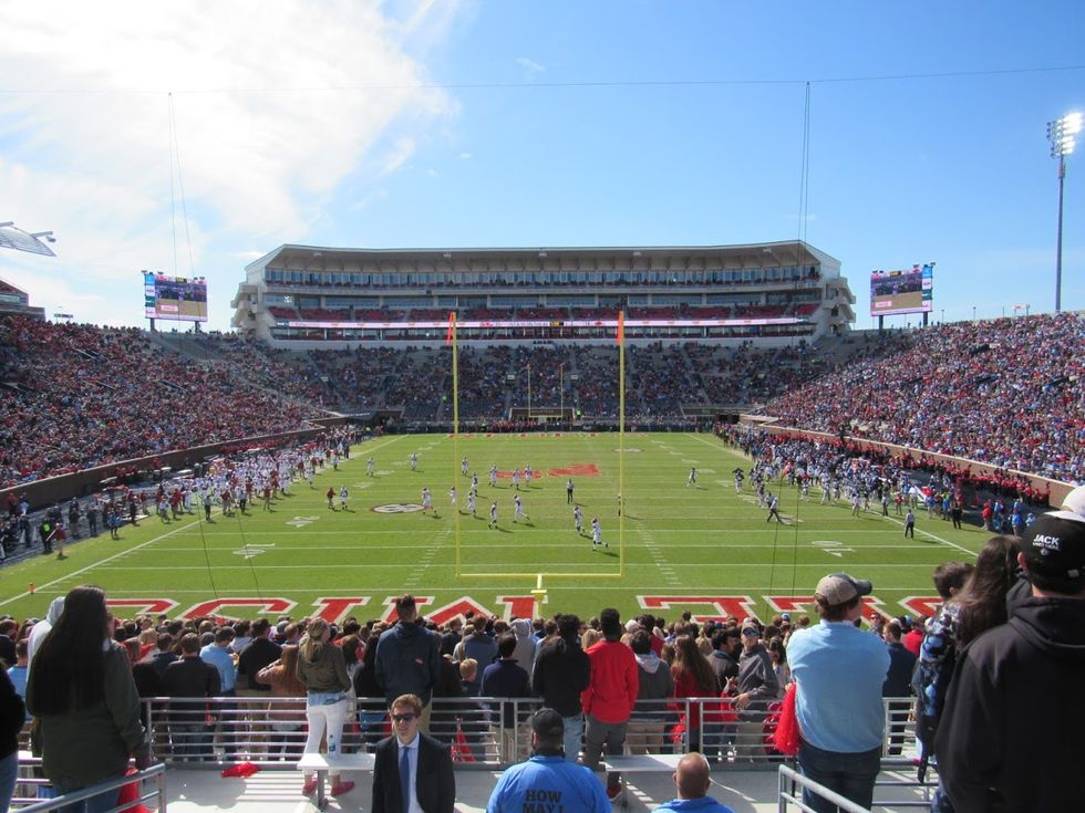5 Things That Make Ole Miss Game Days The Greatest In All Of College Football