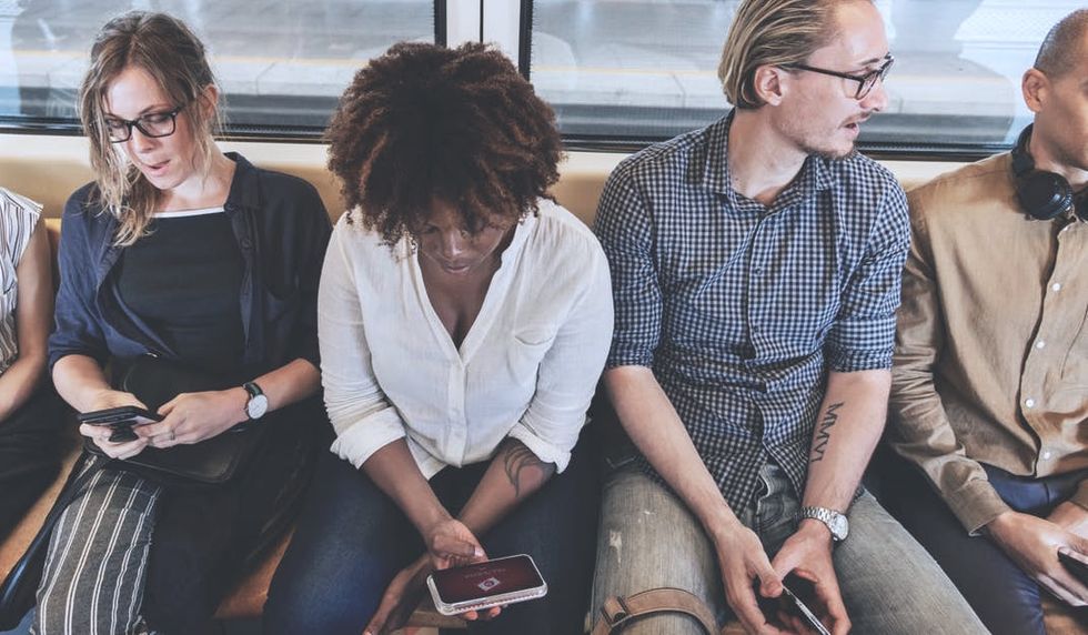 The 5 Extremely ~Unsettling~ Ways You Know You're Transitioning Into Your 'Peak' 20s