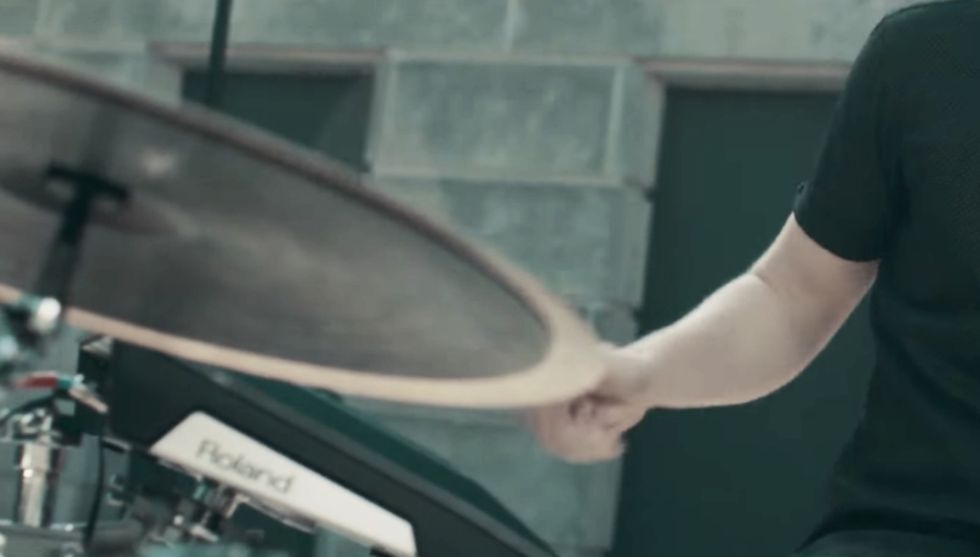 17 Songs To Listen To If You Are Struggling With Your Faith