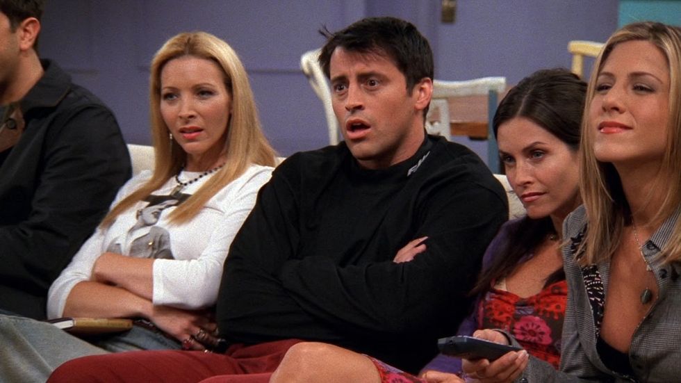 5 Stages Of Withdrawal You Go Through As School Comes To End As Told By 'Friends'