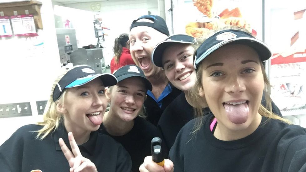 8 Thoughts Of A Fast-Food Worker That Need To Be Said Aloud