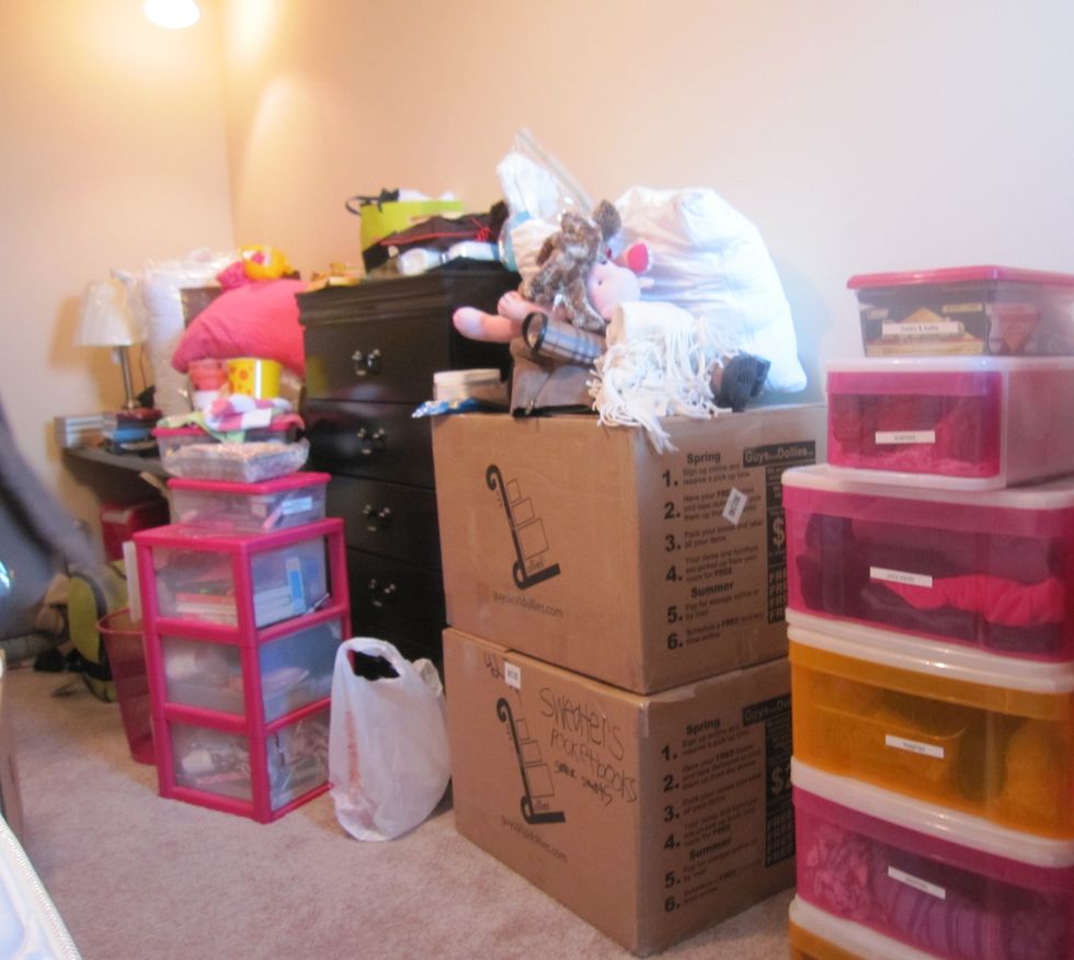 Struggles Of Moving Into The Shoebox That Is Your New Dorm Room