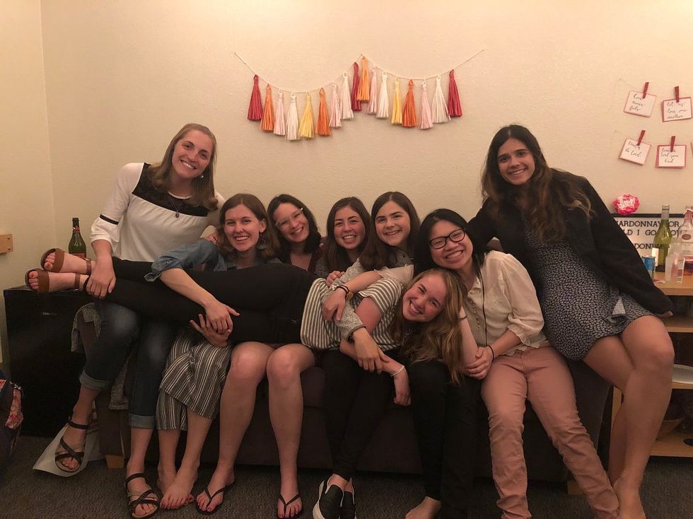 Long-Distance Friendships NEED To Be Part Of Every College Girl's Social Circle